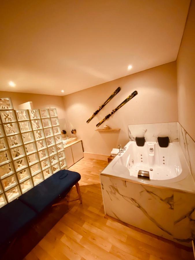 Jacuzzi Love Room Париж Екстериор снимка