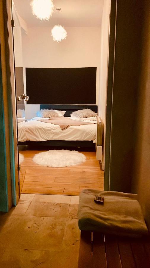 Jacuzzi Love Room Париж Екстериор снимка