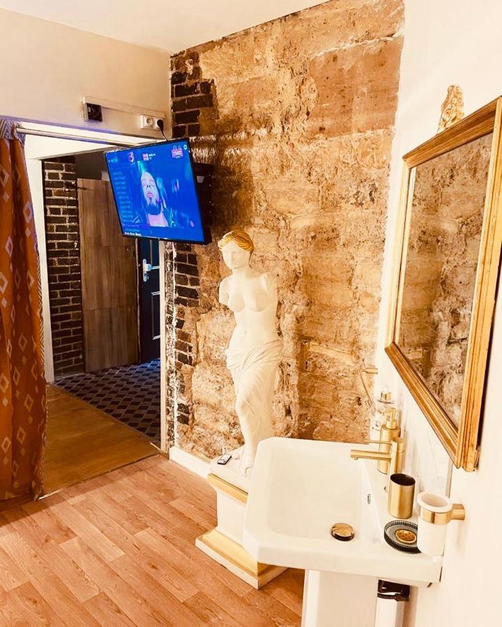 Jacuzzi Love Room Париж Екстериор снимка